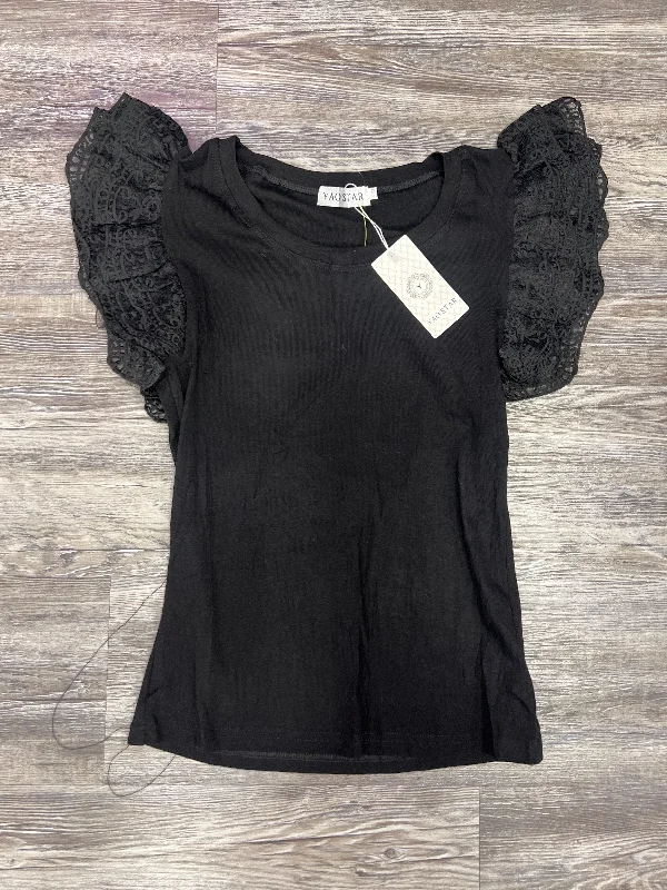 Top Short Sleeve Basic By Clothes Mentor In Black, Size: S