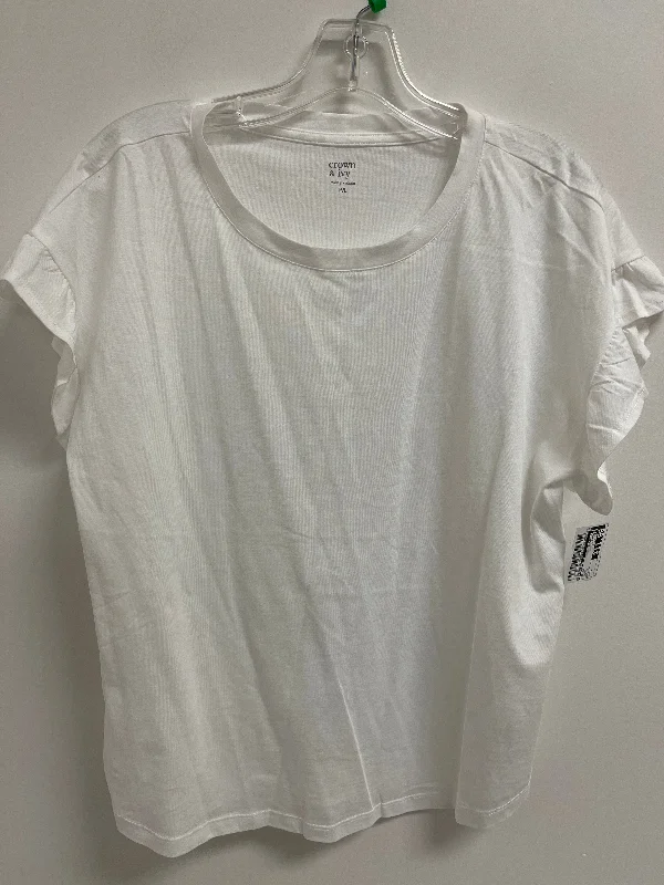 Top Short Sleeve By Crown And Ivy In White, Size: L