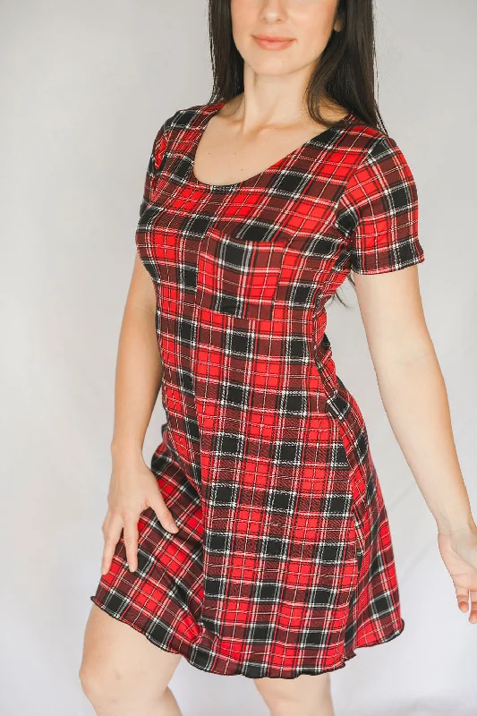 Cozy Red Plaid Sleeve Night Gown